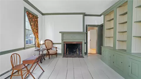 25 Post Rd, Warwick, RI 02888 photo 8