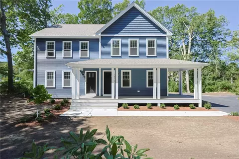 1808 Kingstown Rd, South Kingstown, RI 02879