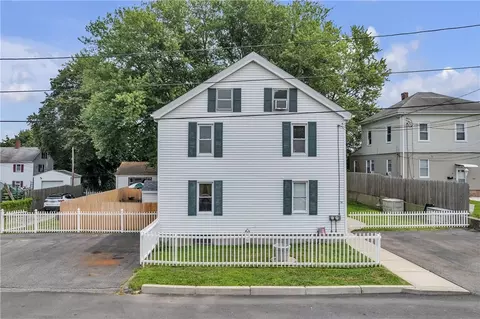 39 Church St, Cranston, RI 02920