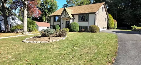 22 Grove Avenue Ave, North Providence, RI 02911