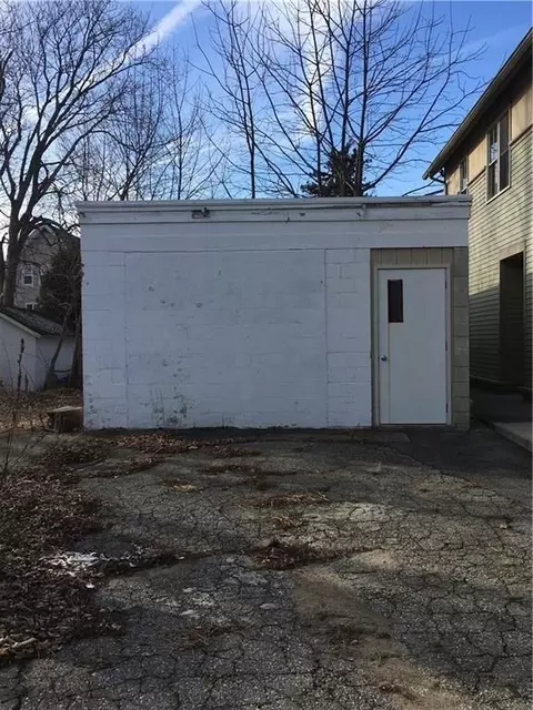 52 Spruce St, Westerly, RI 02891 photo 11