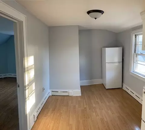 52 Spruce St, Westerly, RI 02891 photo 9