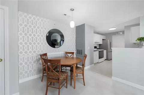 Dining - 88 Mill St #304, Woonsocket, RI 02895 photo 3 of 3