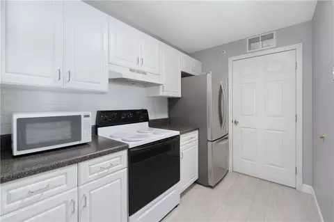 Kitchen - 88 Mill St #304, Woonsocket, RI 02895 photo 1 of 4