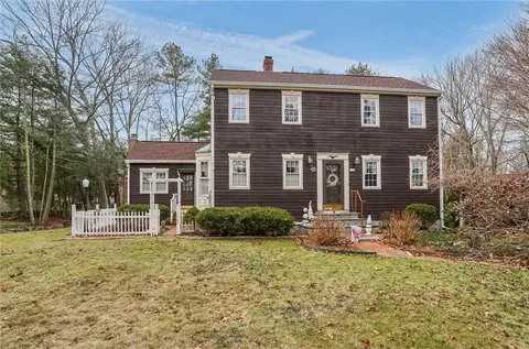 118 Hopkins Ave, Johnston, RI 02919