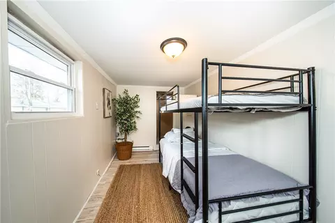 Bedroom - 46 E Andrew Comstock Rd, Warwick, RI 02886 photo 2 of 4