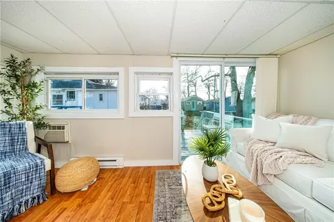 Living - 46 E Andrew Comstock Rd, Warwick, RI 02886 photo 1 of 2