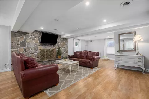 88 Hess Ave, Warwick, RI 02889 photo 18