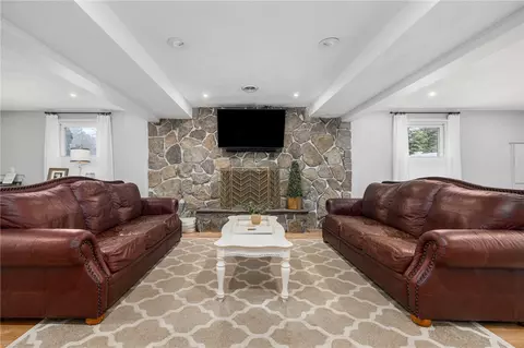 88 Hess Ave, Warwick, RI 02889 photo 19