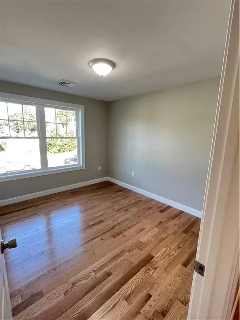 52 Jambray Ave, Warwick, RI 02886 photo 12