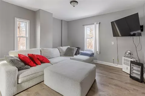 9 Odonnell Ave, Warwick, RI 02886 photo 6