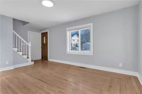 42 Armand Ave, Woonsocket, RI 02895 photo 8