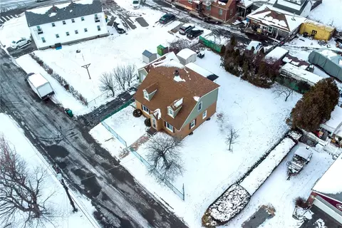 42 Armand Ave, Woonsocket, RI 02895 photo 39