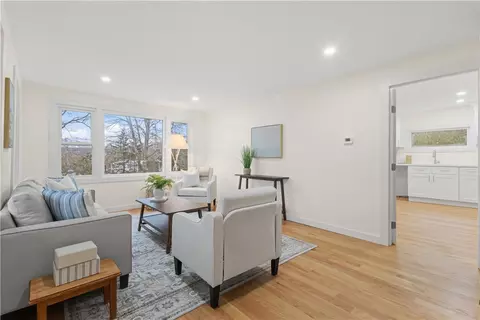 14 Springbrook Rd, Westerly, RI 02891 photo 8