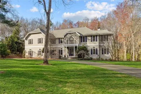 20 Bailey Blvd, East Greenwich, RI 02818