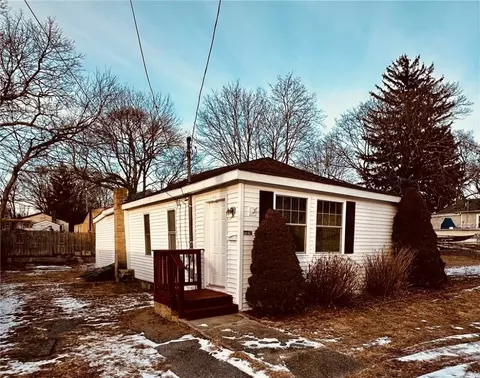 139 Ottawa Ave, Warwick, RI 02889