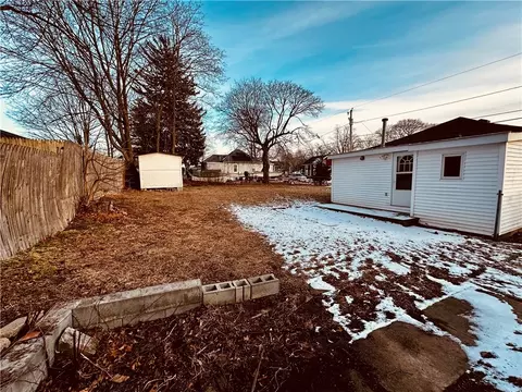 Exterior - 139 Ottawa Ave, Warwick, RI 02889 photo 12 of 14