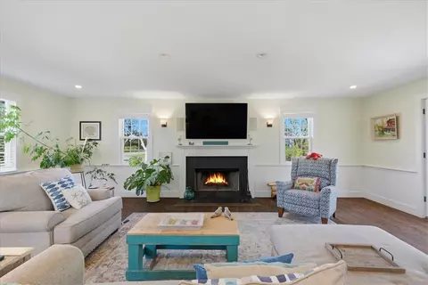 Living - 128 Maple Ave, Little Compton, RI 02837 photo 2 of 3