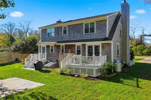 Exterior - 128 Maple Ave, Little Compton, RI 02837 photo 8 of 11