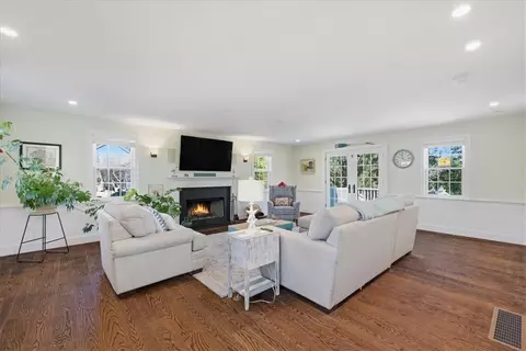 Living - 128 Maple Ave, Little Compton, RI 02837 photo 1 of 3