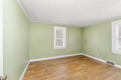 Bedroom - 92 Rockland Ave, Woonsocket, RI 02895 photo 1 of 10
