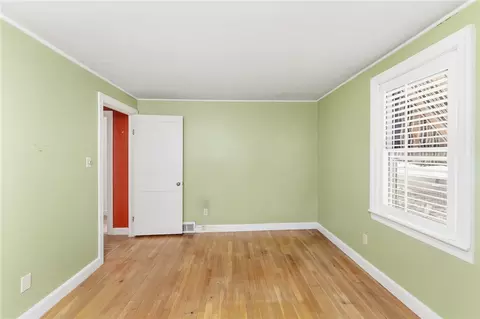 Bedroom - 92 Rockland Ave, Woonsocket, RI 02895 photo 2 of 10