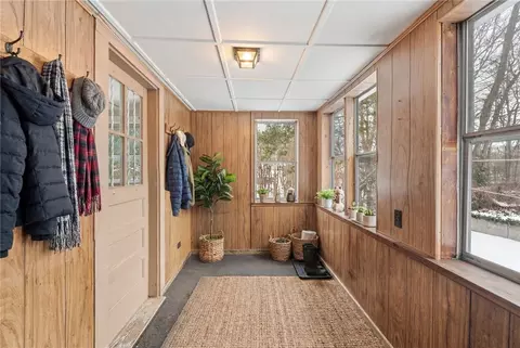 Entry Way - 92 Rockland Ave, Woonsocket, RI 02895 photo 2 of 3