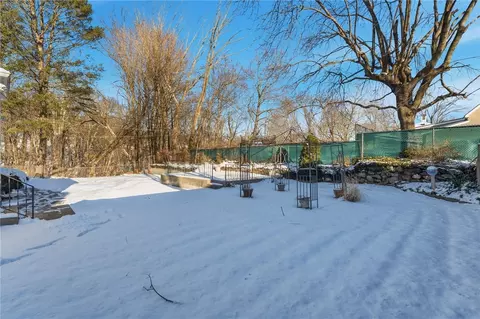 Exterior - 92 Rockland Ave, Woonsocket, RI 02895 photo 10 of 10