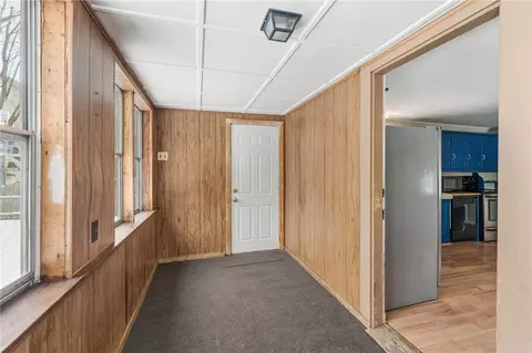 Entry Way - 92 Rockland Ave, Woonsocket, RI 02895 photo 3 of 3