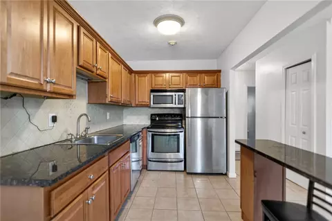 400 New River Rd #507, Manville, RI 02838