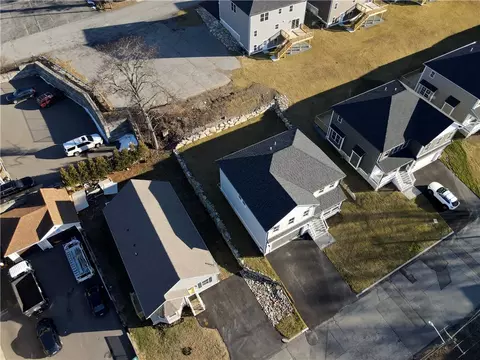 178 St Louis Ave, Woonsocket, RI 02895 photo 35