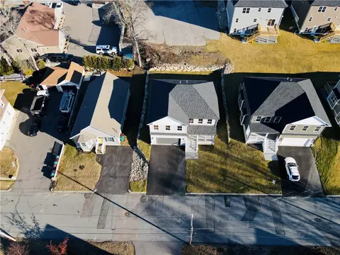 178 St Louis Ave, Woonsocket, RI 02895 photo 34