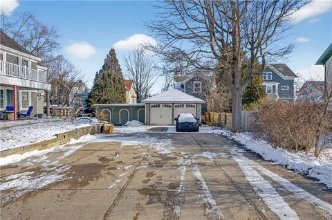 Exterior - 499 Hanover St, Fall River, MA 02720 photo 3 of 10