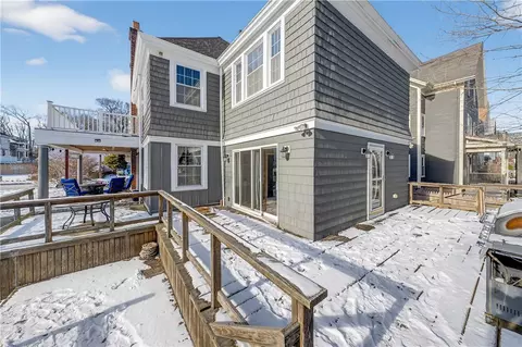 Exterior - 499 Hanover St, Fall River, MA 02720 photo 5 of 10