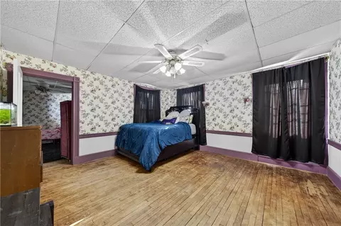 Bedroom - 499 Hanover St, Fall River, MA 02720 photo 4 of 8