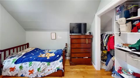 Bedroom - 35 Welfare Ave, Warwick, RI 02888 photo 5 of 9