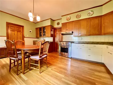 308 Harris Ave, Woonsocket, RI 02895 photo 10