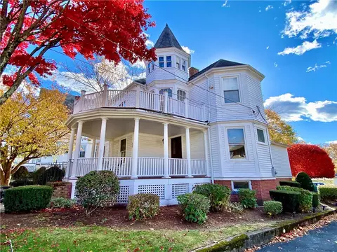 308 Harris Ave, Woonsocket, RI 02895 photo 32