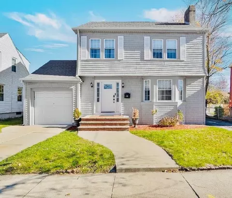 175 Canton St, Providence, RI 02908