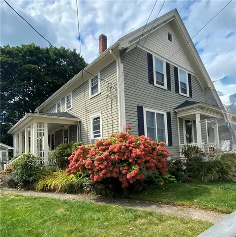 130 Chapel St, Lincoln, RI 02865