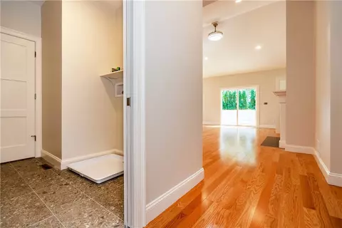 Entry Way - 19 Hampton Rd #69, Coventry, RI 02816 photo 4 of 6