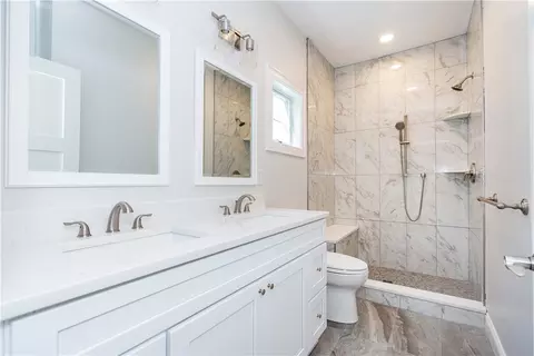 Bath - 19 Hampton Rd #69, Coventry, RI 02816 photo 3 of 3