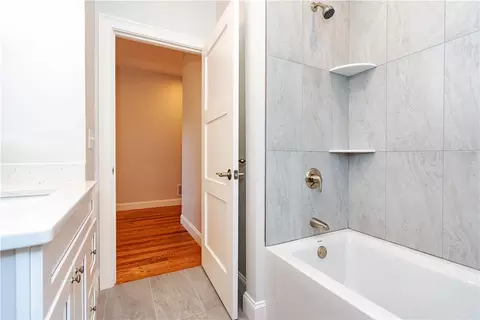 Bath - 19 Hampton Rd #69, Coventry, RI 02816 photo 2 of 3