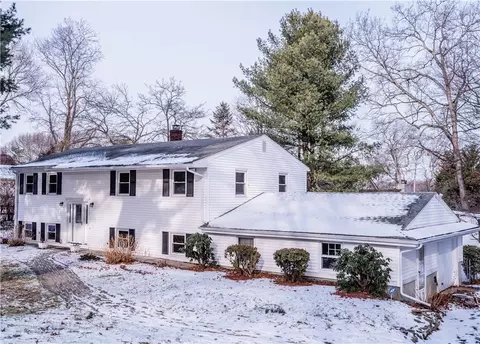 123 Cowesett Rd, Warwick, RI 02886
