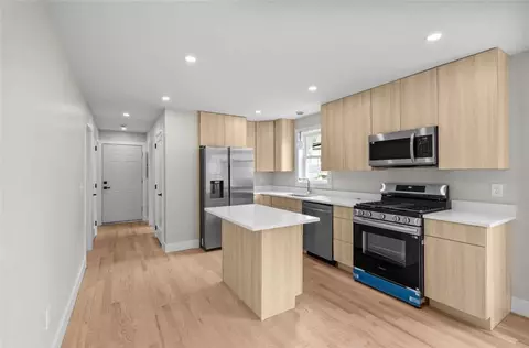 155 Burnside St, Providence, RI 02905