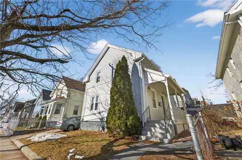 139 Early St, Providence, RI 02905