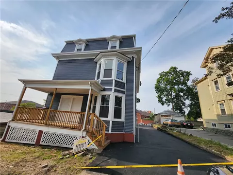 14 Duncan Ave, Providence, RI 02906