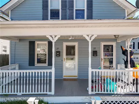 25 Eddy St, West Warwick, RI 02893