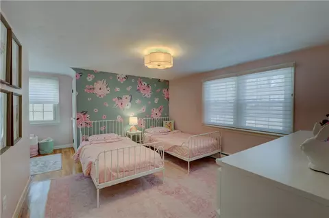 Bedroom - 219 Brian Dr, Warwick, RI 02886 photo 3 of 6