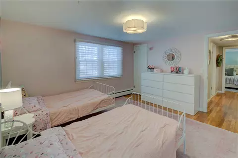 Bedroom - 219 Brian Dr, Warwick, RI 02886 photo 5 of 6
